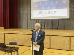 趣旨説明中の景山一般社団法人千葉南法人会総務委員長