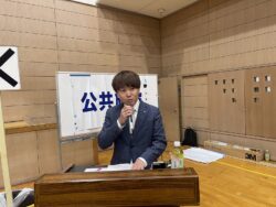 租税教室司会中の山本一般社団法人千葉南法人会青年部会運営専務