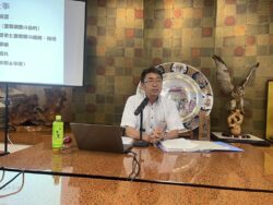 講演中の柳田千葉南税務署長