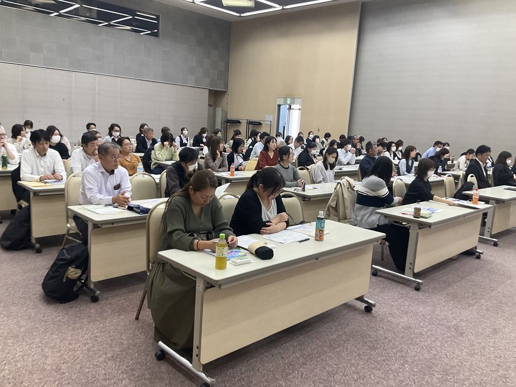 千葉地区・源泉部会合同年末調整説明会受講風景 千葉地区・源泉部会合同年末調整説明会受講風景