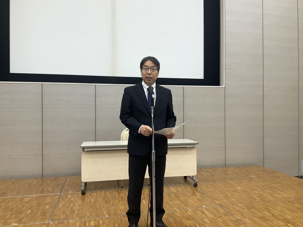 臼井千葉南税務署副署長挨拶 臼井千葉南税務署副署長挨拶