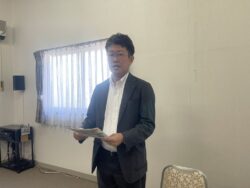全法連福利厚生制度について説明中の川口大同生命保険株式会社千葉支社第二営業課長