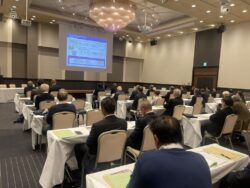 講演会受講風景