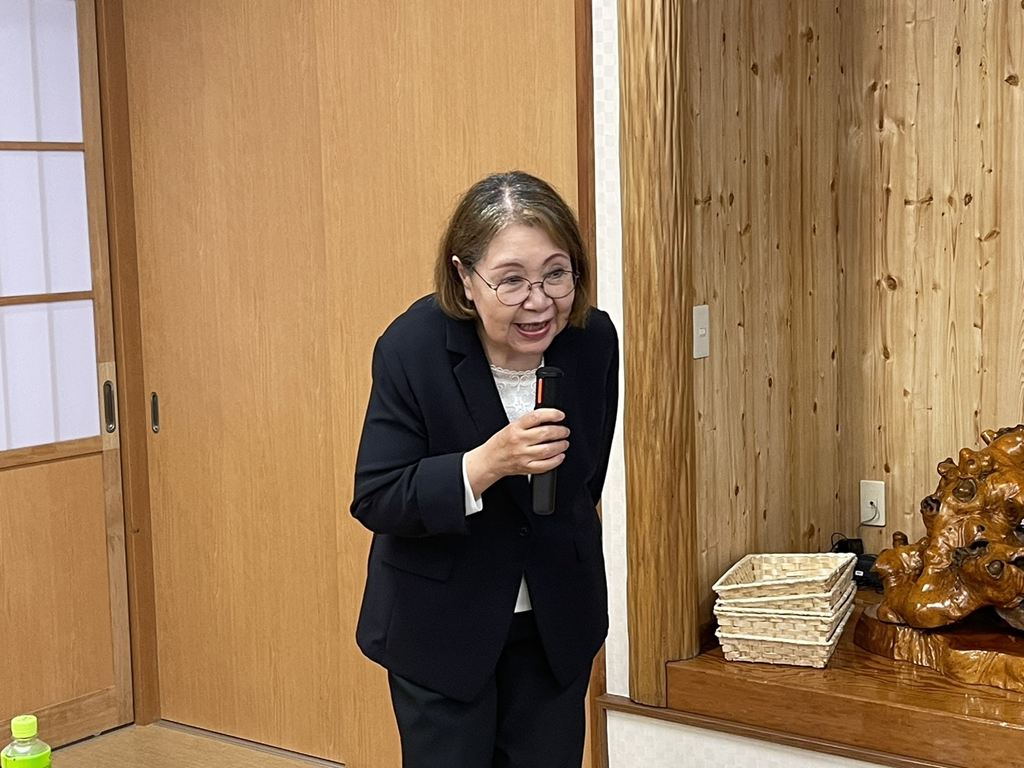 女性部会を代表して鈴木一般社団法人千葉南法人会女性部会長挨拶 女性部会を代表して鈴木一般社団法人千葉南法人会女性部会長挨拶