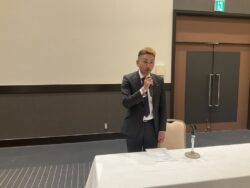 定時総会開会を宣し中の大塚一般社団法人千葉南法人会青年部会副部会長