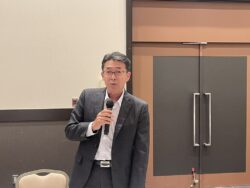 来賓祝辞中の柳田千葉南税務署長