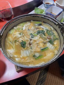 奥藤第十分店での昼食風景
