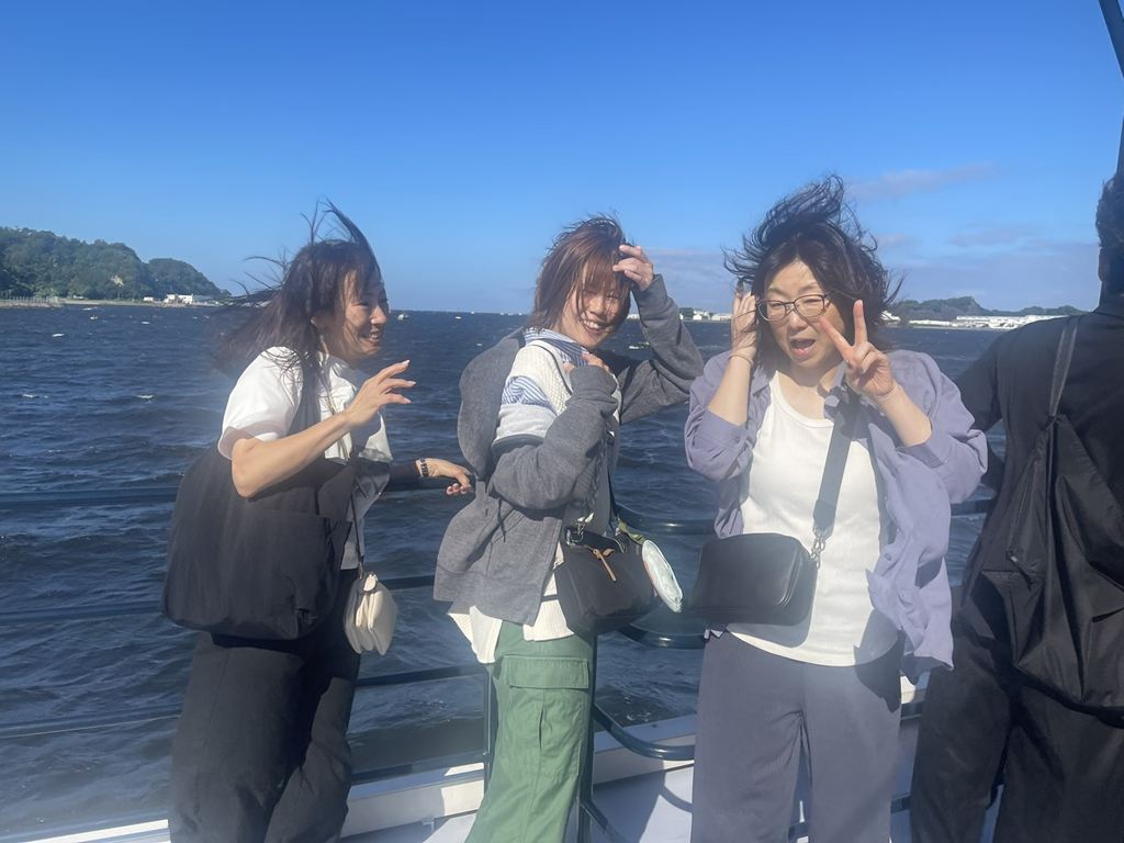 横須賀軍港めぐりにて 横須賀軍港めぐりにて