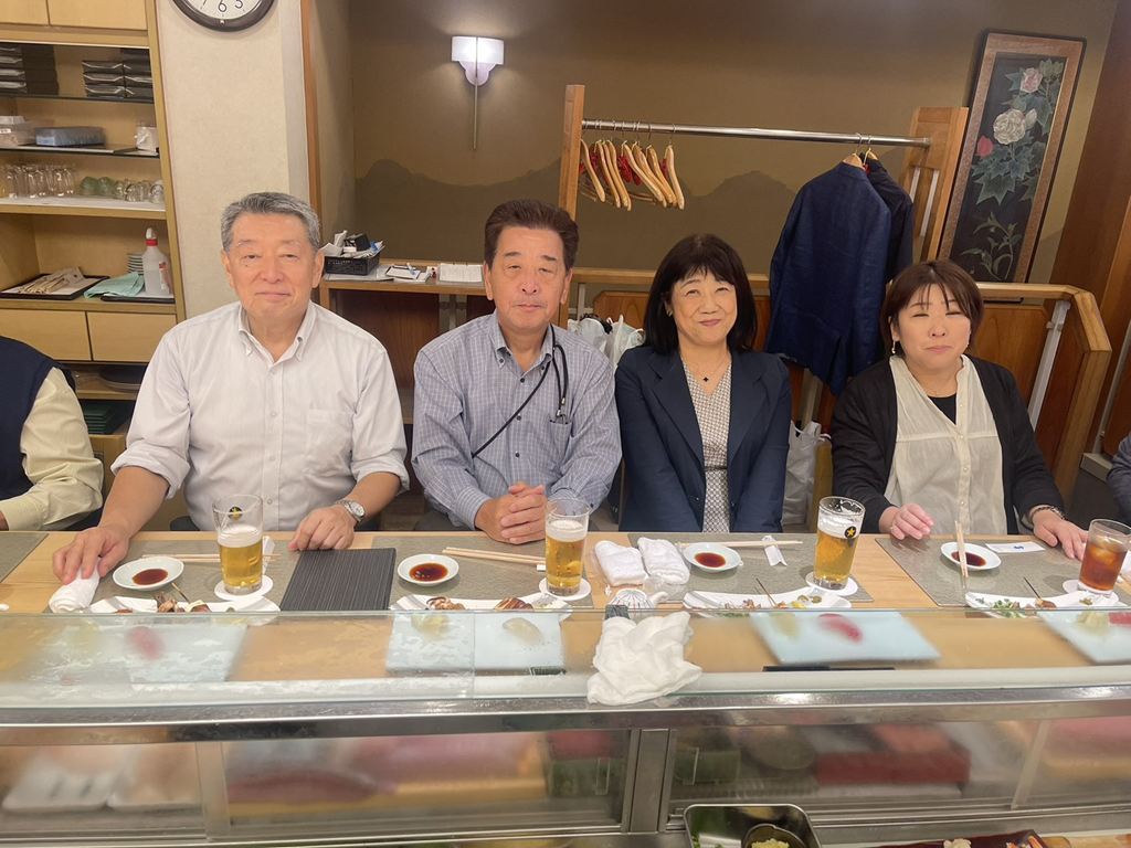 昼食会場「寿司清新館」にて 昼食会場「寿司清新館」にて