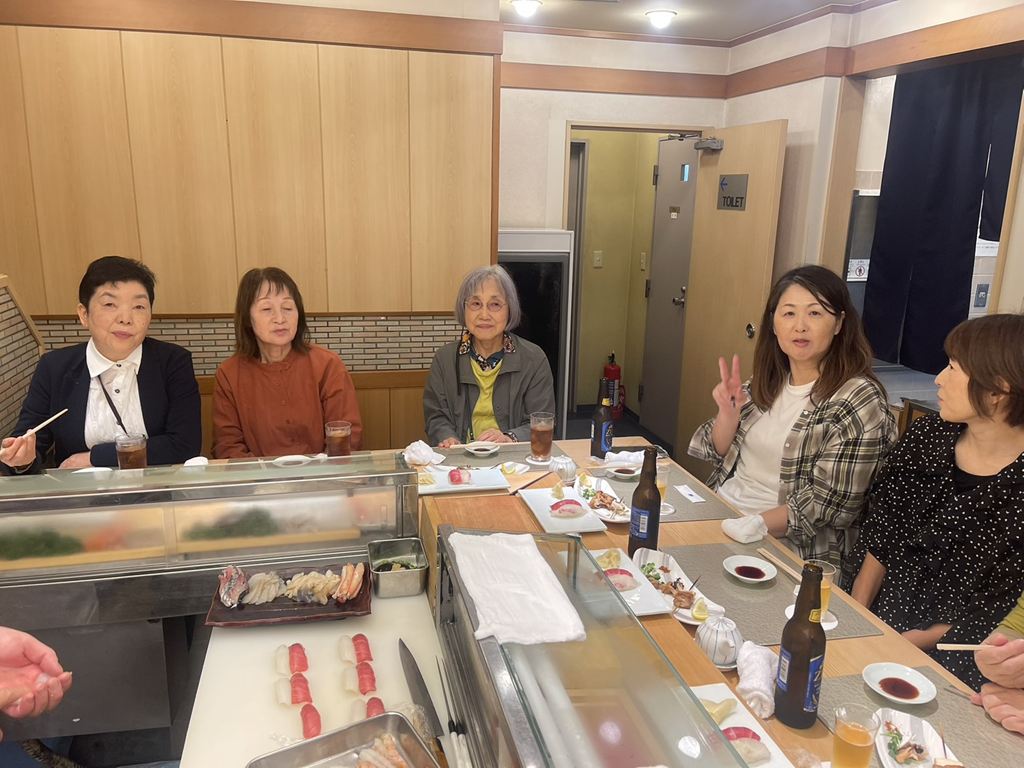 昼食会場「寿司清新館」にて 昼食会場「寿司清新館」にて