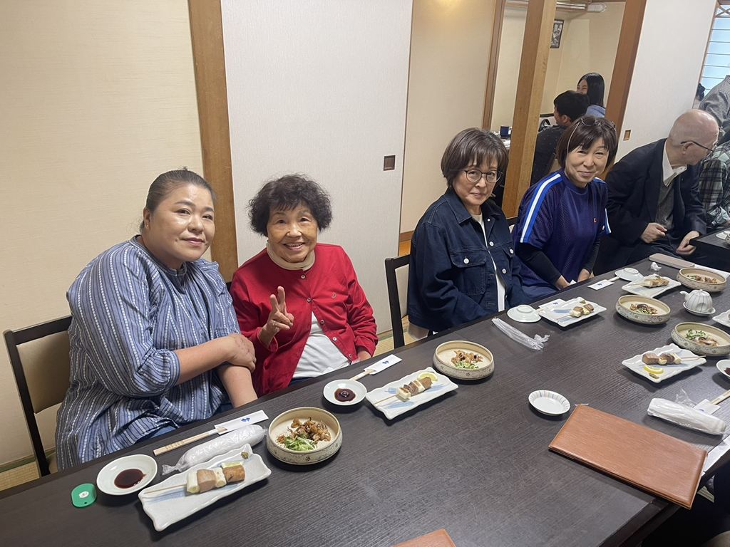 昼食会場「寿司清新館」にて 昼食会場「寿司清新館」にて