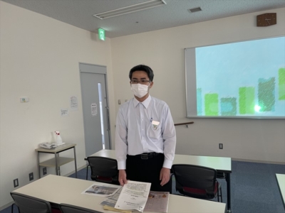 説明中の小堀千葉南税務署法人課税第一部門審理担当上席 説明中の小堀千葉南税務署法人課税第一部門審理担当上席