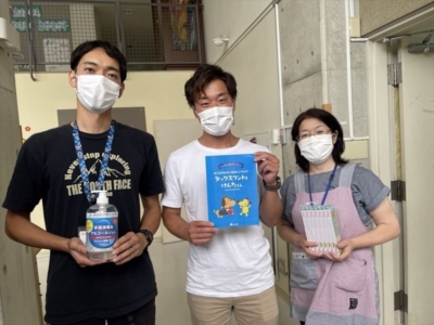 千葉市立扇田小学校へ支援品贈呈 千葉市立扇田小学校へ支援品贈呈