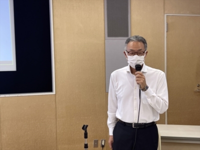 説明中の岡田法人課税第ニ部門審理担当上席 説明中の岡田法人課税第ニ部門審理担当上席