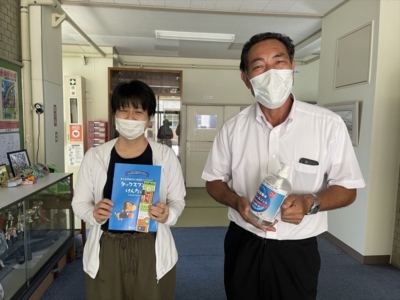 市原市立市東第一小学校へ支援品贈呈 市原市立市東第一小学校へ支援品贈呈