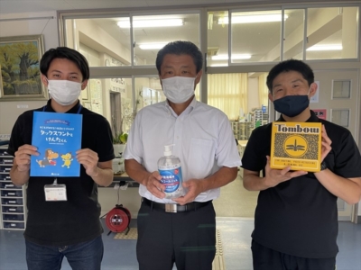 市原市立八幡小学校へ支援品贈呈 市原市立八幡小学校へ支援品贈呈