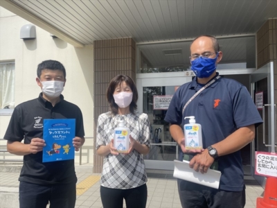 市原市立千種小学校へ支援品贈呈 市原市立千種小学校へ支援品贈呈