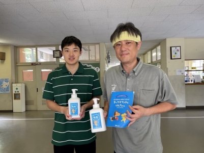 市原市立寺谷小学校へ支援品贈呈 市原市立寺谷小学校へ支援品贈呈