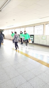 JR五井駅街頭にて確定申告PR活動 JR五井駅街頭にて確定申告PR活動